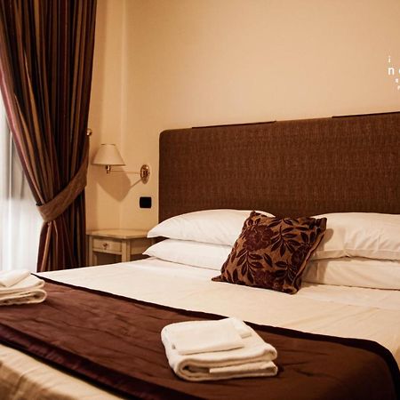 I Giardini Del Novecento Hotell Lamezia Terme Exteriör bild